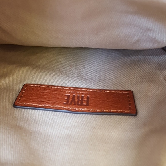 FRYE Fold Over Crossbody Cognac Leather NWT - Picture 8 of 8